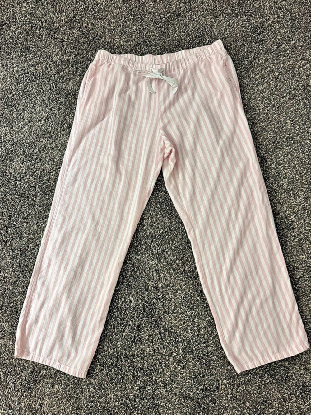 Victoria’s Secret Pink White Striped Pajama Pants L Short